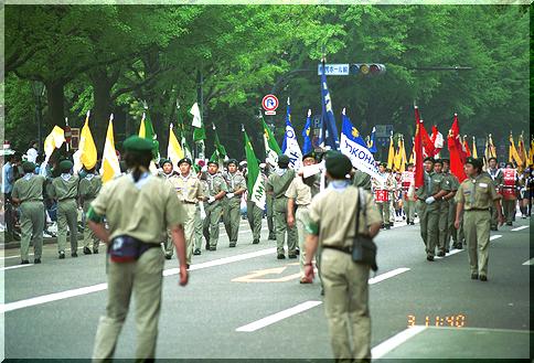 ���{�{�[�C�X�J�E�g�_�ސ�A�����l�n�拦�c��