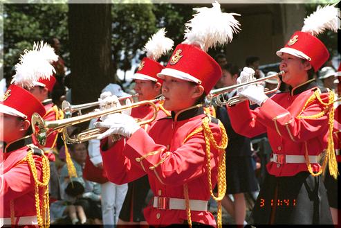 �������q�����w�Z�ۓJ��