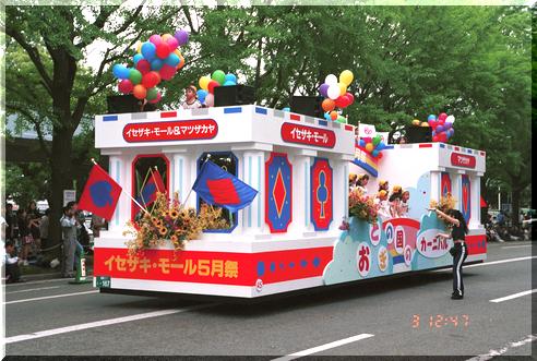 ���l���≮